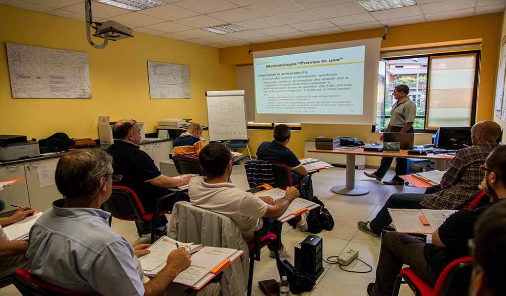 КУРСЫ ОБУЧЕНИЯ